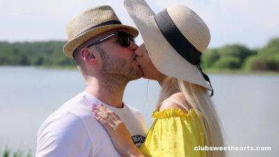 Picnic Day Fuck at ClubSweehearts - txxx.com
