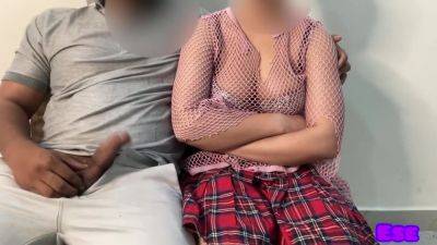 Mausi Ki Ladki Aayi Ghar Par Aur Aate Hi Mujse Chudi - desi-porntube.com - India