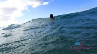 Virtual Vacation In Hawaii With Jade Amber Part 4 - hotmovs.com - Usa