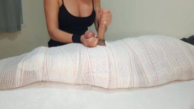 Part1 Mummified Handjob With Interruption Of Cum For Two Minutes - desi-porntube.com - India