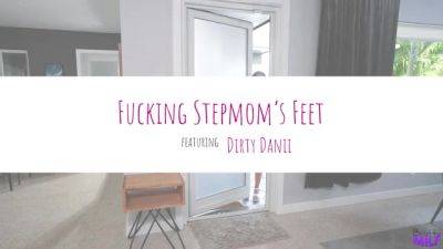 Fucking Stepmoms Feet - S10:E2 - Brattymilf - hotmovs.com