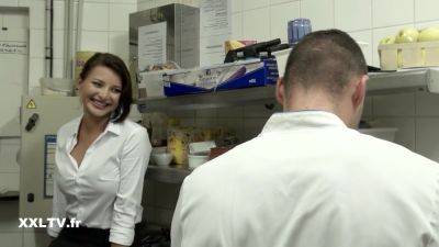 Anne Polina Gets Sodomized By The Cook In The Kitchen - hotmovs.com - France