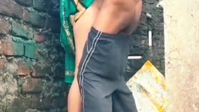 Bengali Bhabi Outdoor Mms - desi-porntube.com