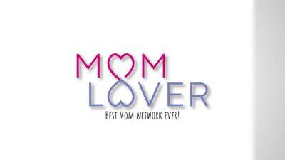 Tee Time On Our Stepmoms - S3:E5 - Momlover - hotmovs.com