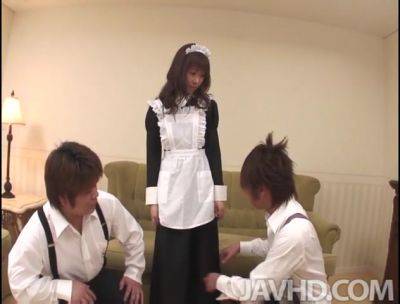 Aiuchi Shiori finds herself surrounded as she works on cleaning an apartment. - Ferame - hotmovs.com - Japan