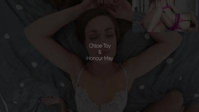 Chloe And Honour - Climax With Me - hotmovs.com