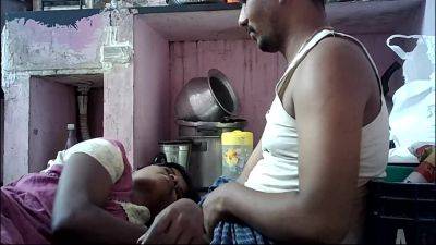 Bigger Cock - Indian House Wife Big Cock Get To Push - desi-porntube.com - India