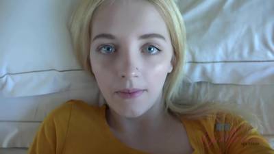 Kate Bloom - Adorable blonde babe with blue eyes, Kate Bloom did her best to make her roommate cum - upornia.com