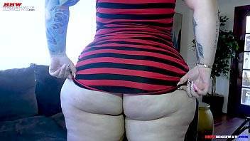 big butt Goth Pawg Vicky Vixen debuts on BBWHighway.com - xvideos.com