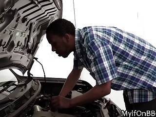 BBC between big boobies for fixing her car - sunporno.com