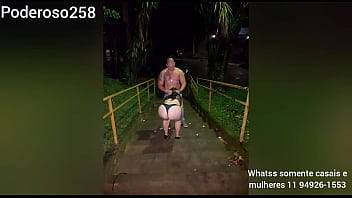 Estava parado no dogging praça mirante da lapa, marido cuckold chamou pra dar volta com esposa no banco de trás do carro , enquanto ele dirigia (completo red) - xvideos.com