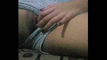 puta se toca en frente de mi - xvideos.com