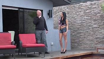 Anissa Kate - Anissa Kate se fait dilater les orifices par un quinquagénaire. - xvideos.com