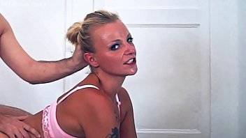 Je me tape la jolie Natacha Guapa et elle adore ça ! - xvideos.com